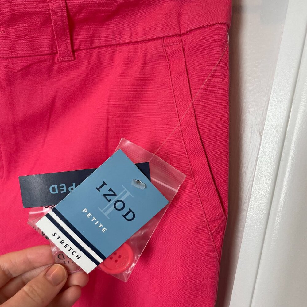 NWT IZOD capris 23" size 8P - bright pink - golf stretch